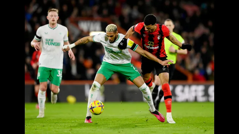 Minh họa cho "Hình ảnh bóng đá 'Newcastle'